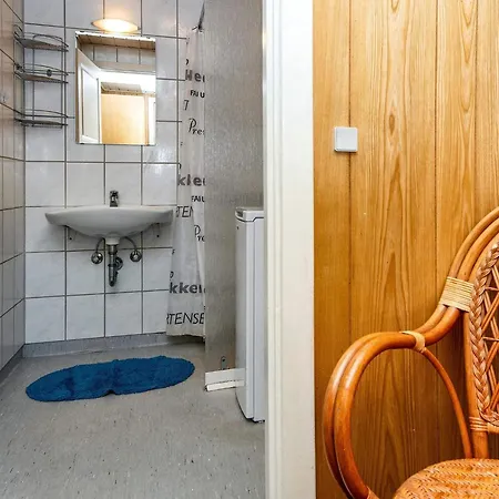 Hébergement de vacances Two-bedroom Holiday In Henne 7