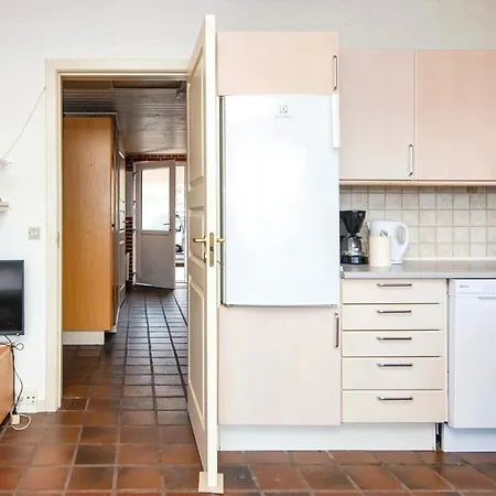 Two-bedroom In Henne 7 بيت للعطل *