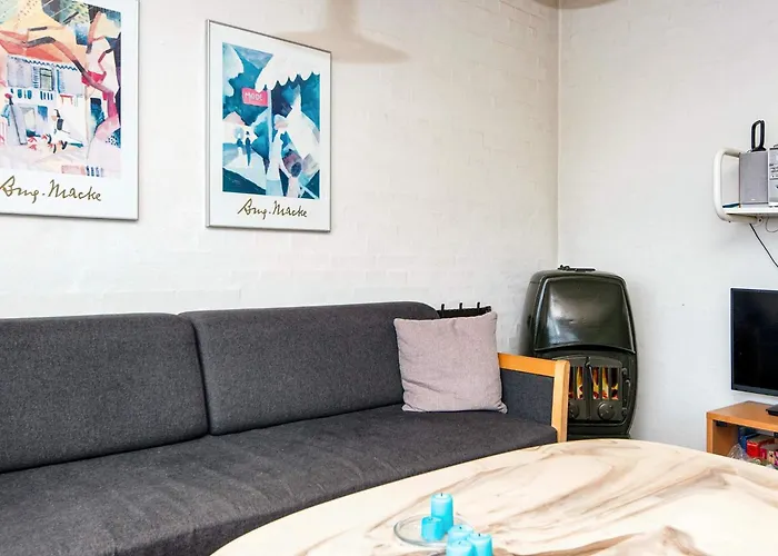 Two-bedroom In Henne 7 * Henne Strand