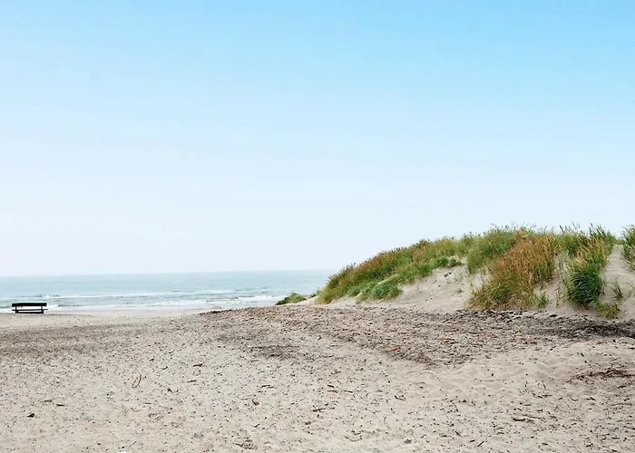 Two-bedroom In Henne 7